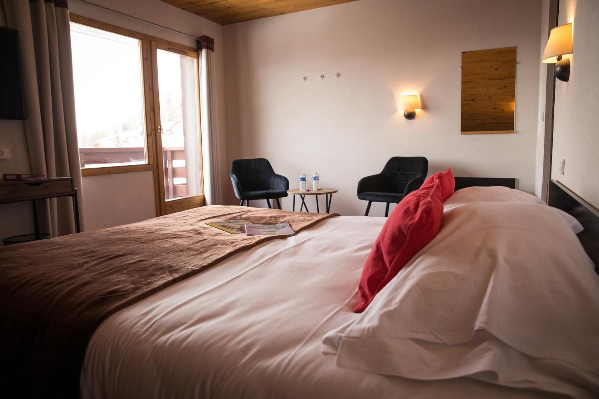 Hotel Emeraude Peisey-Nancroix Dış mekan fotoğraf