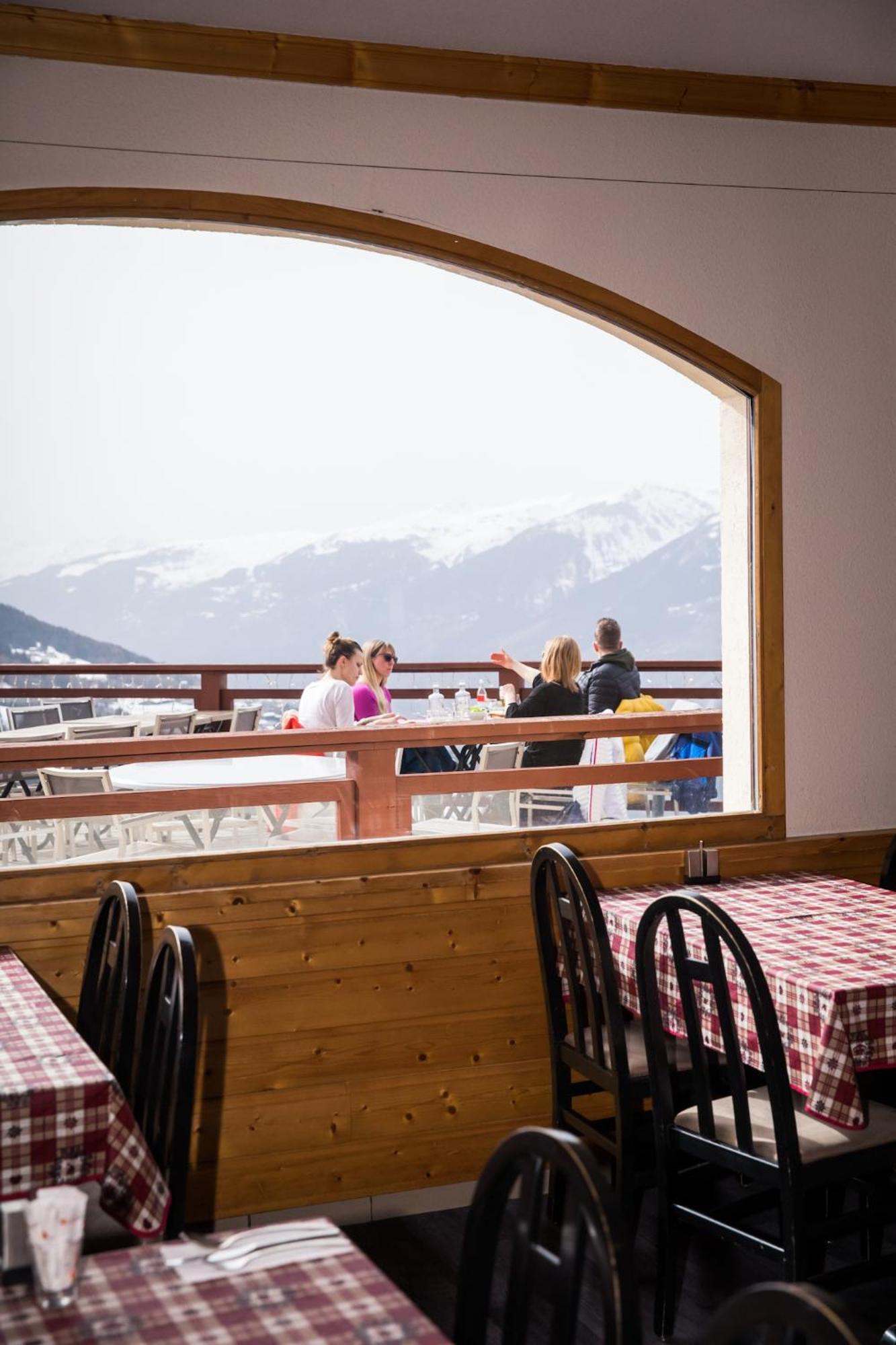 Hotel Emeraude Peisey-Nancroix Dış mekan fotoğraf